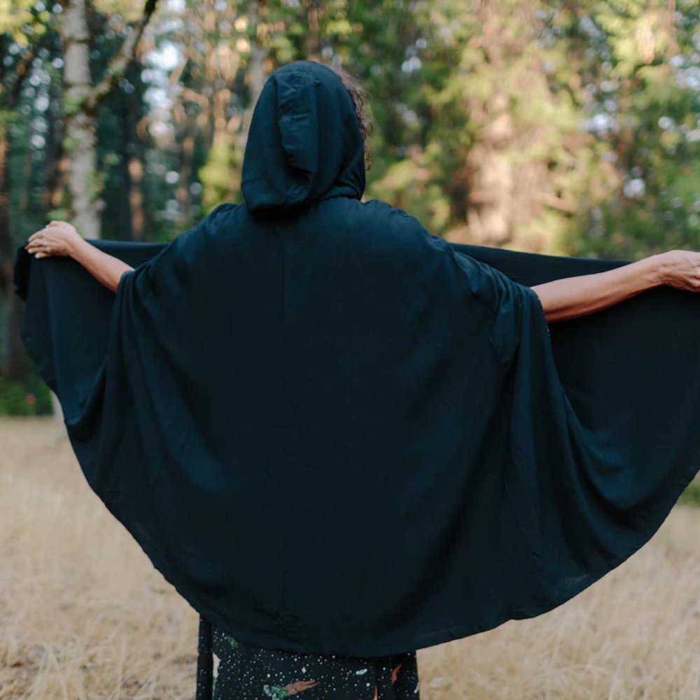 Hooded cape w/ unique "Protection Spell" reversible custom witch print - Picture 8 of 14